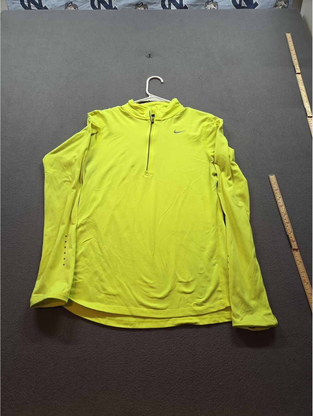 Nike Dri-FIT Women’s Small Neon Yellow Quarter Zip Running Pullover Thumbholes